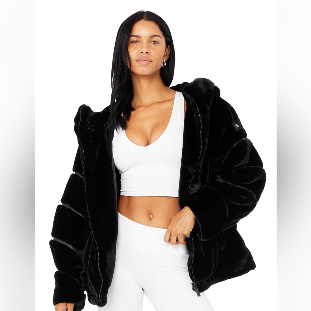 Alo - Knockout Faux Fur Jacket - Black S (4-6) - NWT